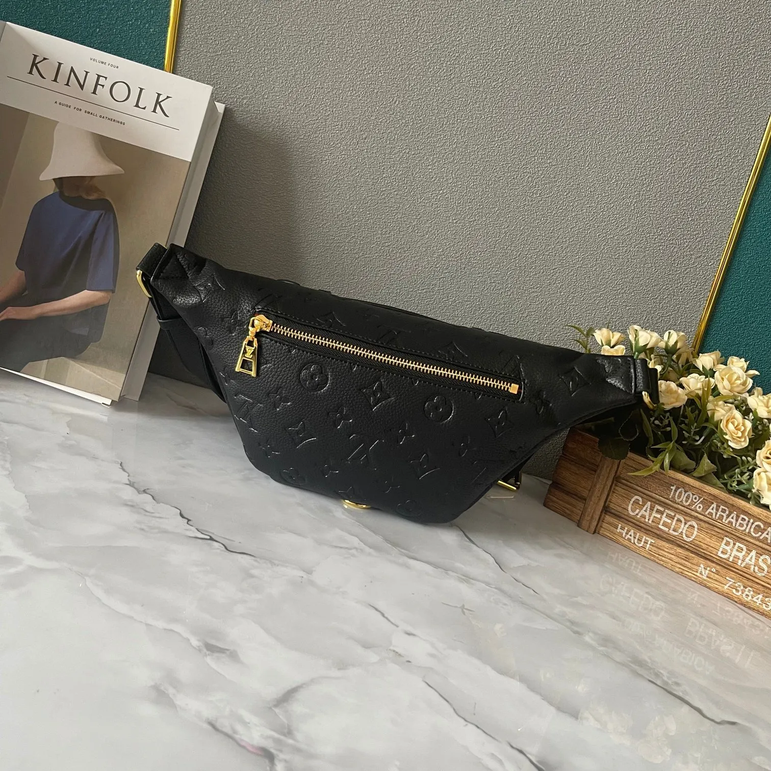 All Categories Official Website "Brand Women's Bags" Women's Bags 💙 LV 2024 New LV Crossbody Bag