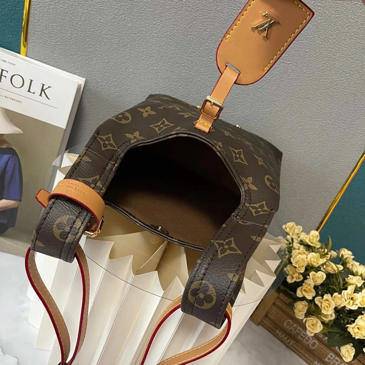 All Categories Official Website "Brand Women's Bags" Women's Bags 💙 LV 2024 New LV Crossbody Bag