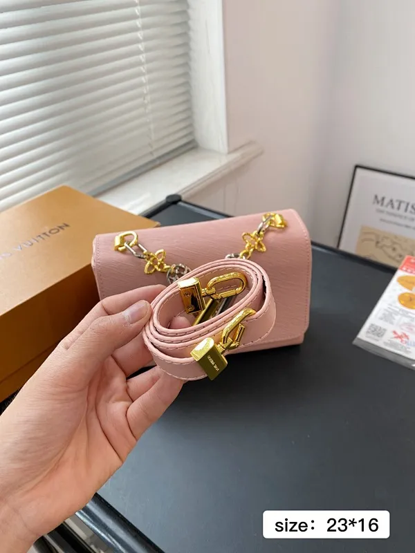 All Categories Official Website "Brand Women's Bags" Women's Bags 💙 LV 2025 New LV Crossbody Bag
