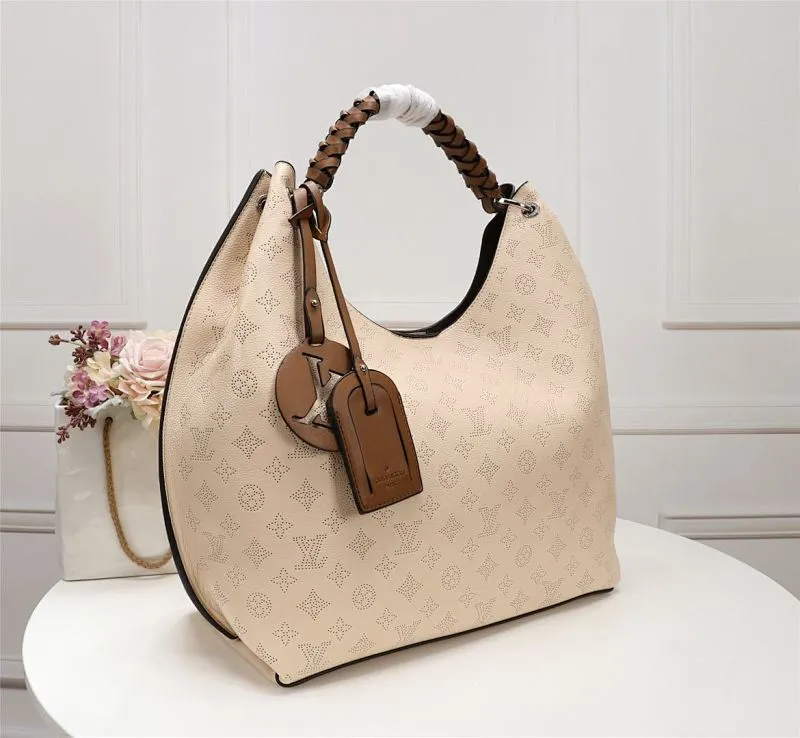 All categories Official website "Brand Women's Bags" Women's Bags 💙 LV 2022 Official New LV Handbag Wholesale 58001500 High Quality Size: 35-40-17 CM