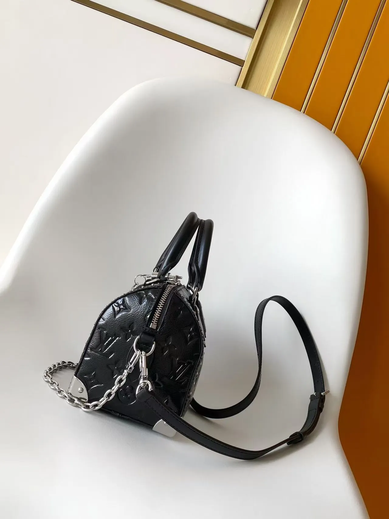 All Categories Official Website "Brand Women's Bags" Women's Bags 💙 LV 2026 New LV Crossbody Bag