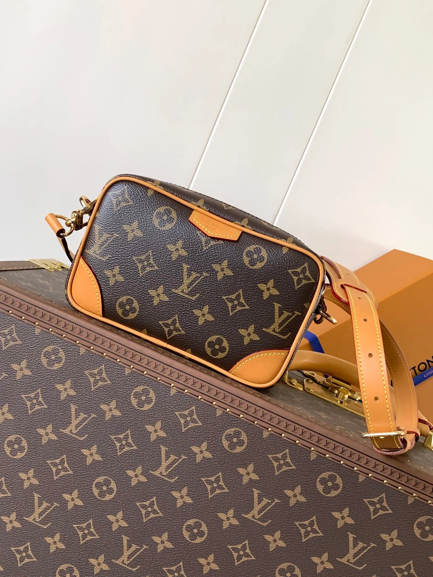 All Categories Official Website "Brand Women's Bags" Women's Bags 💙 LV 2025 New LV Crossbody Bag