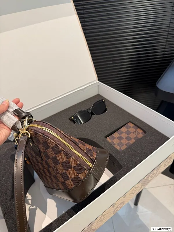 All Categories Official Website "Brand Women's Bags" Women's Bags 💙 LV 2025 New LV Crossbody Bag