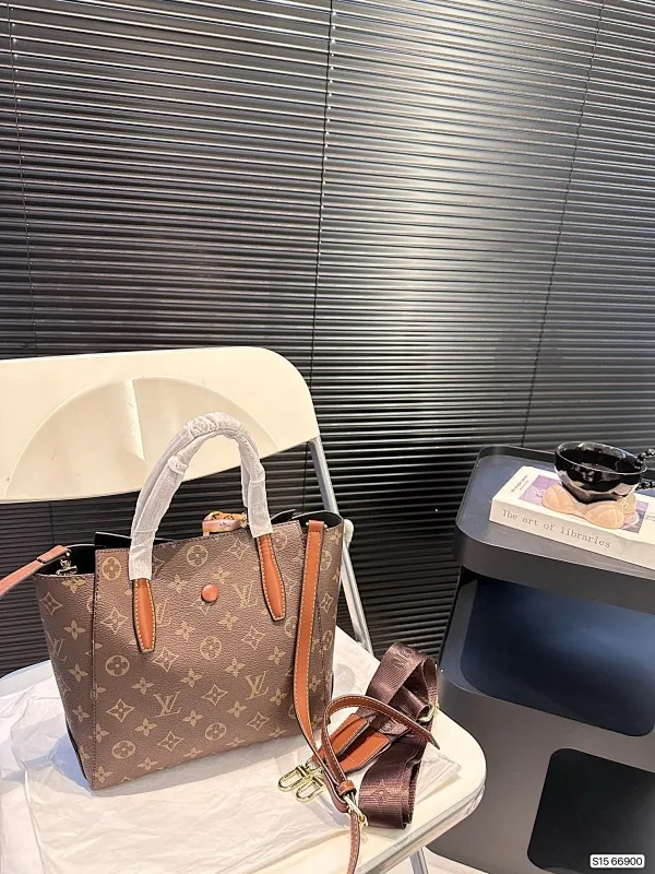 All Categories Official Website "Brand Women's Bags" Women's Bags 💙 LV 2024 New LV Crossbody Bag