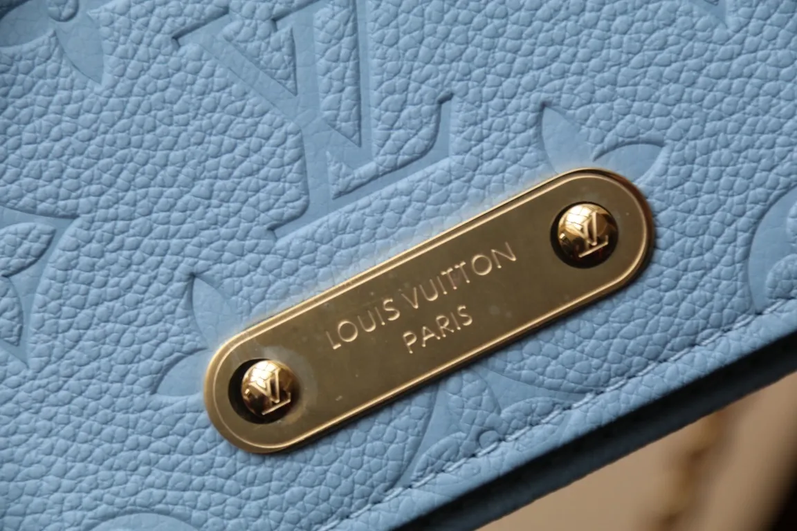 All Categories Official Website "Brand Women's Bags" Women's Bags 💙 LV 2024 New LV Crossbody Bag