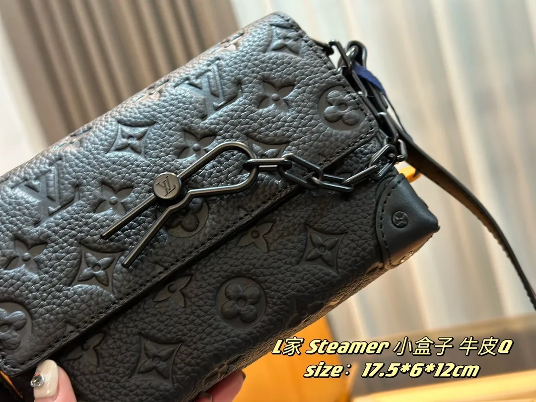 All Categories Official Website "Brand Women's Bags" Women's Bags 💙 LV 2023 latest version LV embossed cowhide crossbody bag