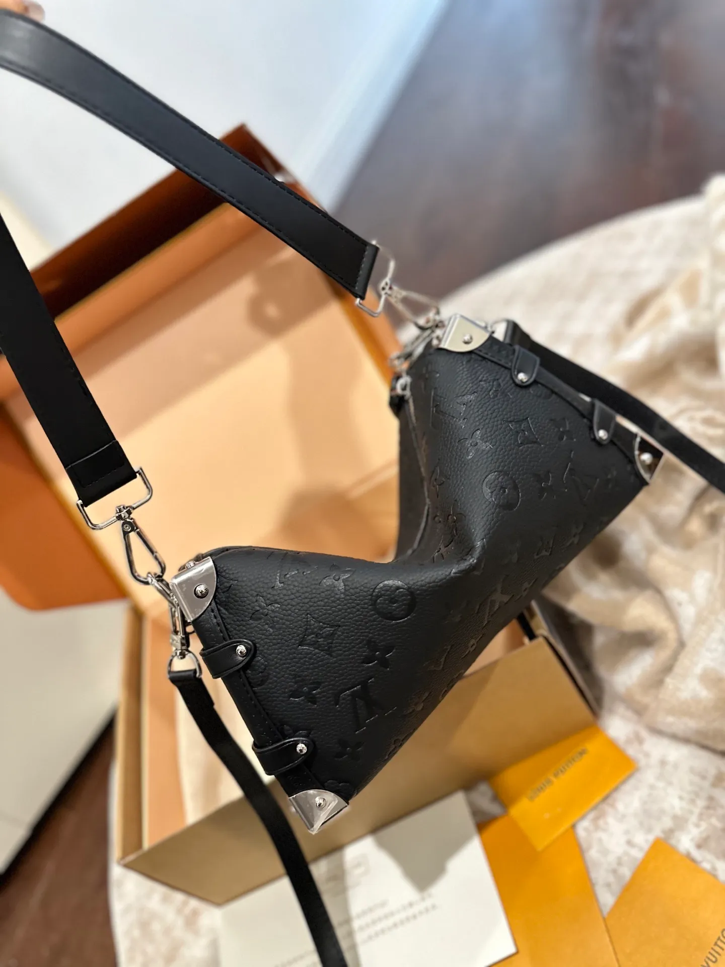 All Categories Official Website "Brand Women's Bags" Women's Bags 💙 LV 2025 New LV Crossbody Bag