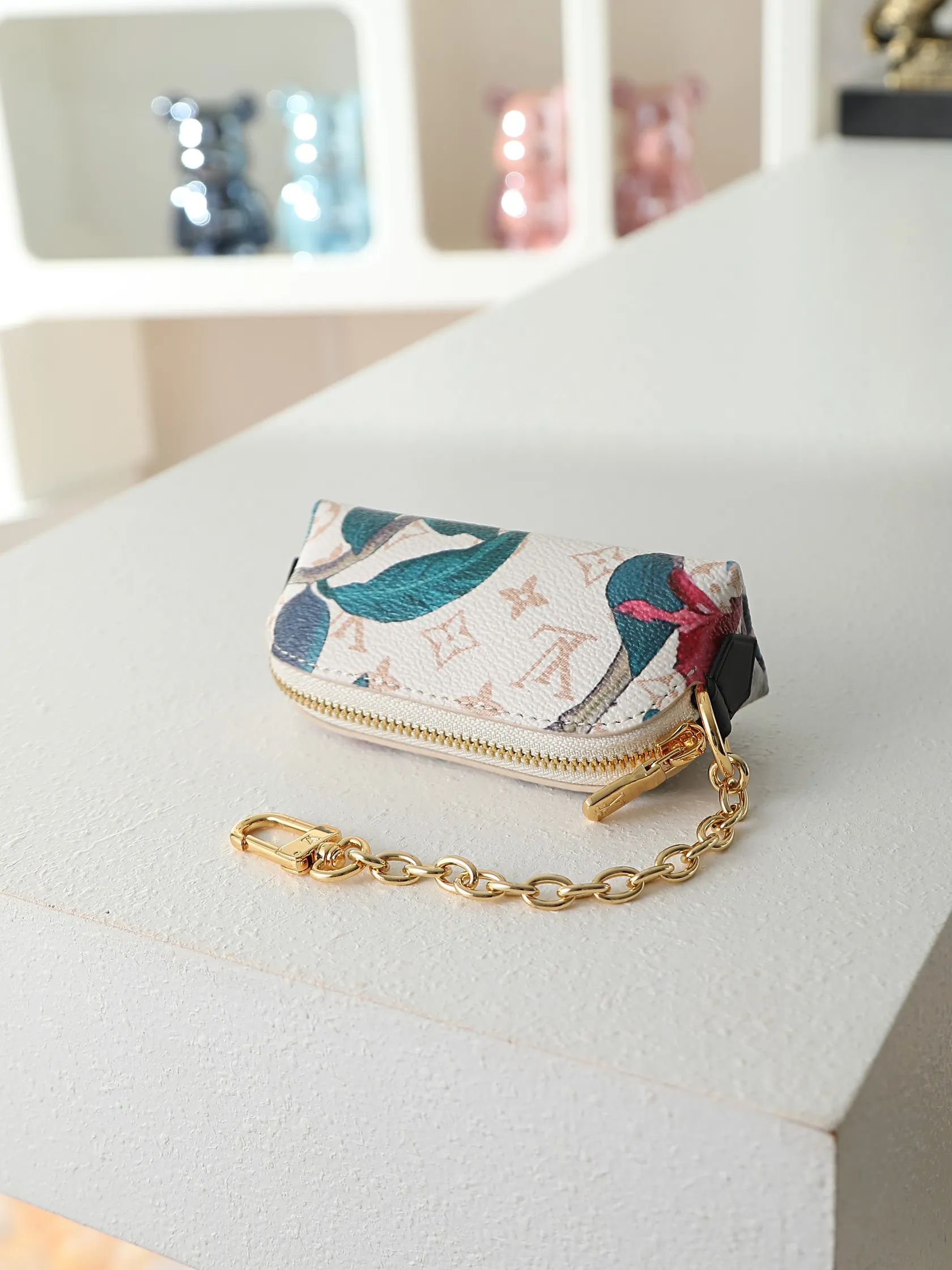 All Categories Official Website "Brand Women's Bags" Women's Bags 💙 LV 2026 New LV Cosmetic Bag
