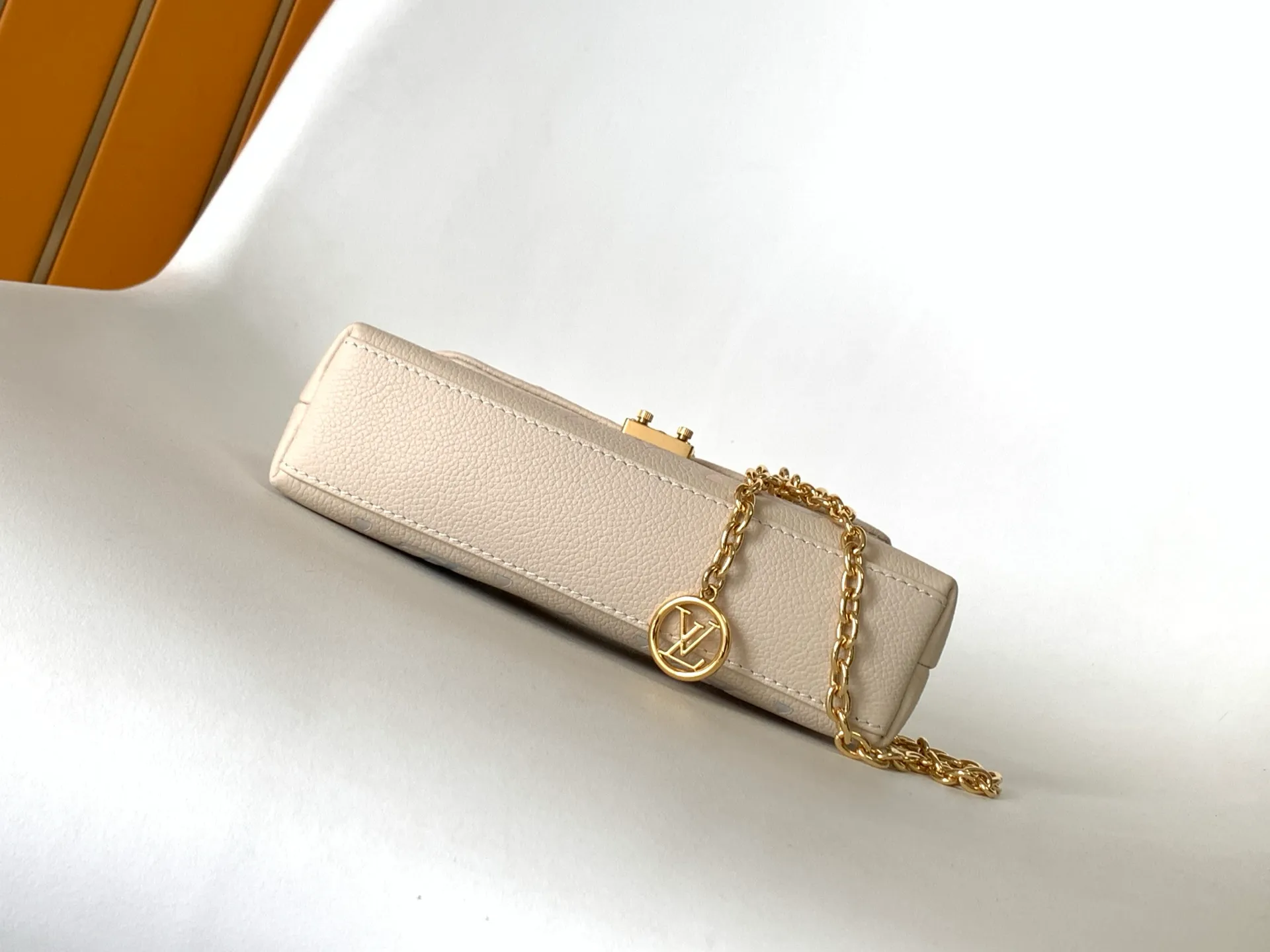 All Categories Official Website "Brand Women's Bags" Women's Bags 💙 LV 2026 New LV Crossbody Bag