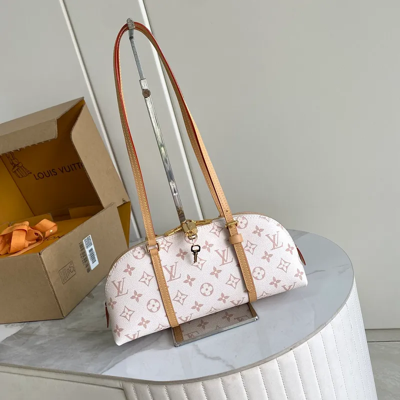 All Categories Official Website "Brand Women's Bags" Women's Bags 💙 LV LV 2026 New Crossbody Shoulder Bag
