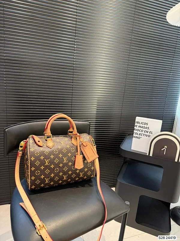 All Categories Official Website "Brand Women's Bags" Women's Bags 💙 LV 2025 New LV Crossbody Bag