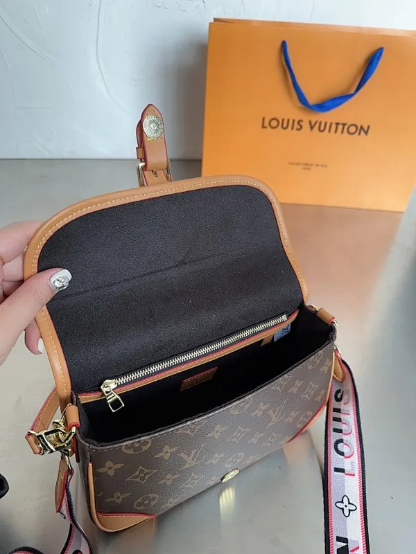 All categories Official website "Three-piece bag set" Three-piece set💖 LV 2023 new LV bag three-piece set wholesale