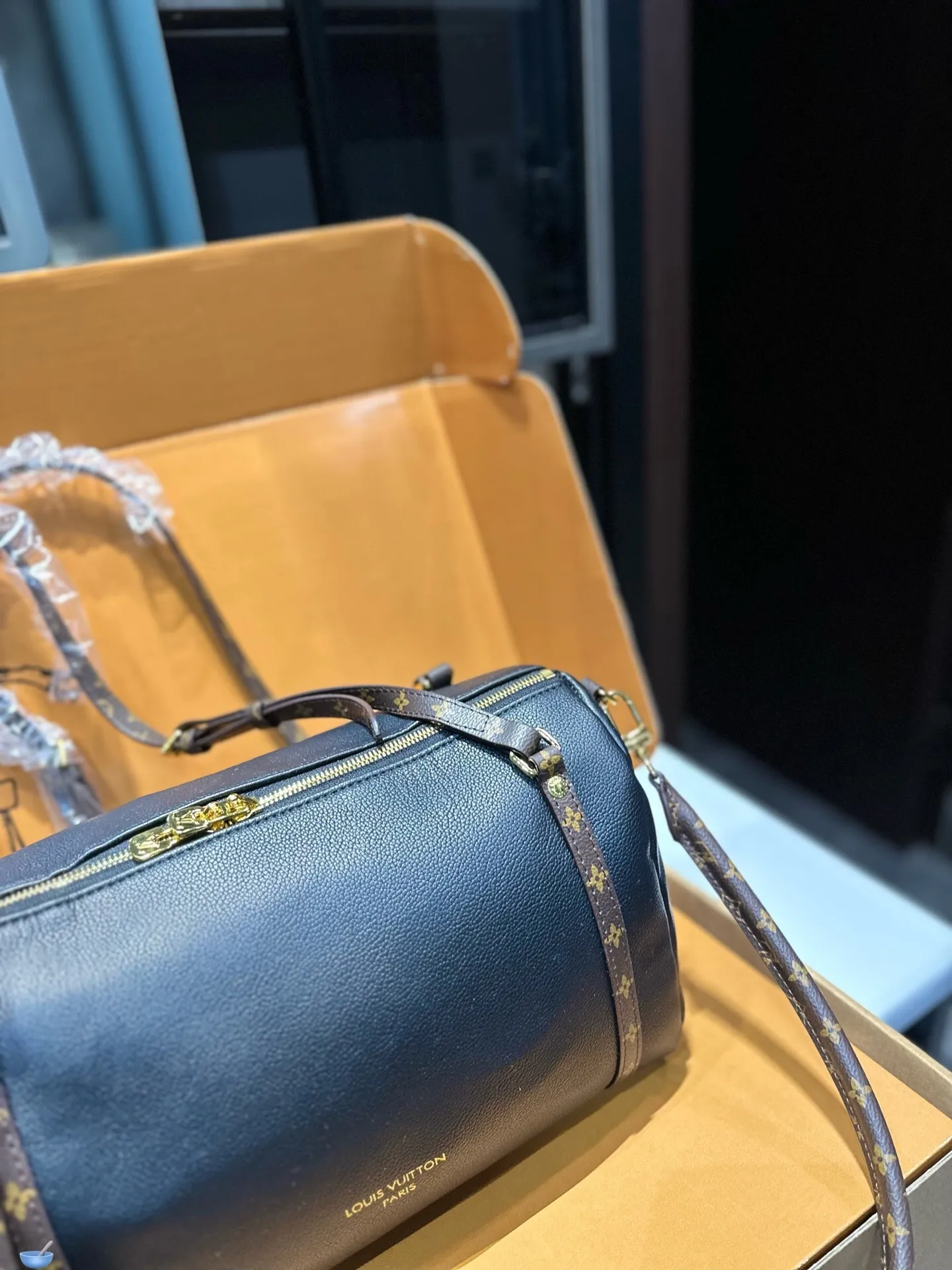 All Categories Official Website "Brand Women's Bags" Women's Bags 💙 LV 2025 New LV Crossbody Bag