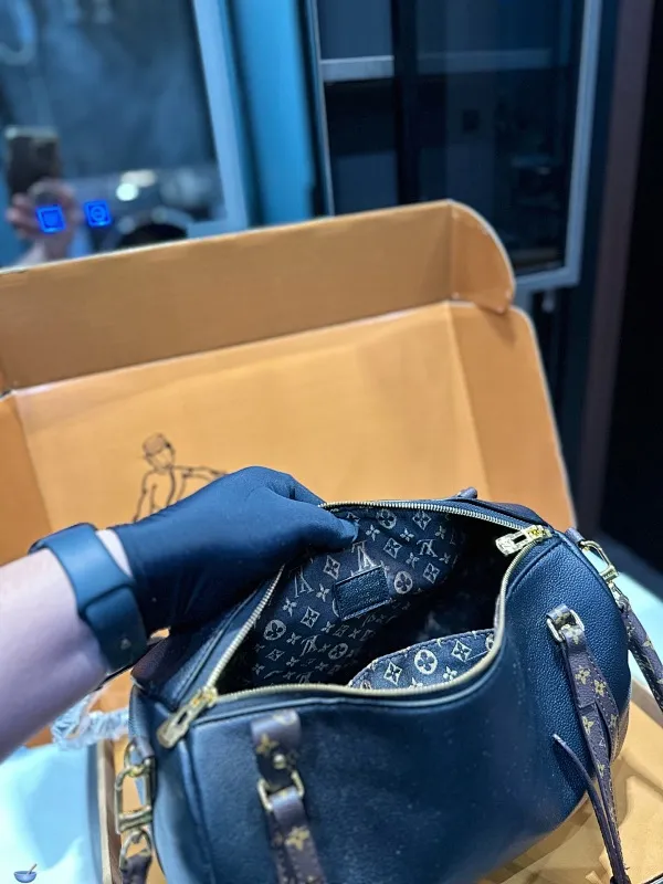 All Categories Official Website "Brand Women's Bags" Women's Bags 💙 LV 2025 New LV Crossbody Bag