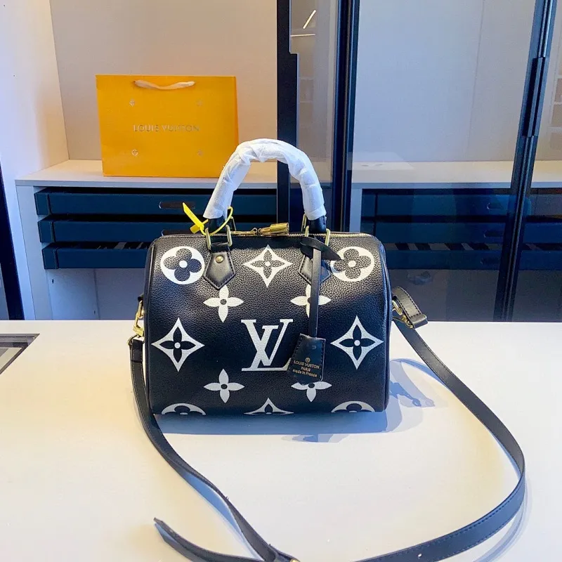 All categories Official website "Brand Women's Bags" Women's Bags 💙 LV 2023 latest version LV crossbody bag