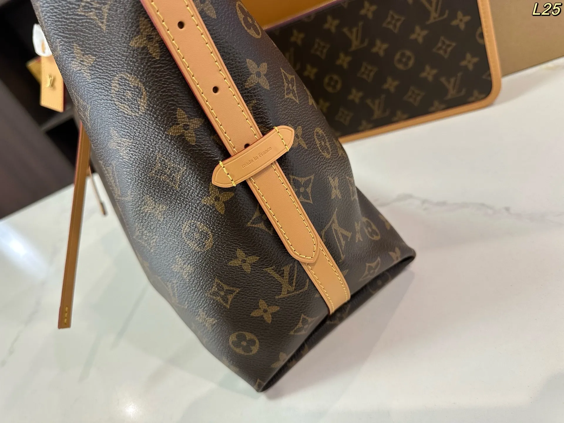 All Categories Official Website "Brand Women's Bags" Women's Bags 💙 LV 2025 New LV Crossbody Bag