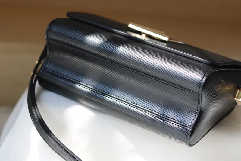 All Categories Official Website "Brand Women's Bags" Women's Bags 💙 LV 2023 New LV Crossbody Bag