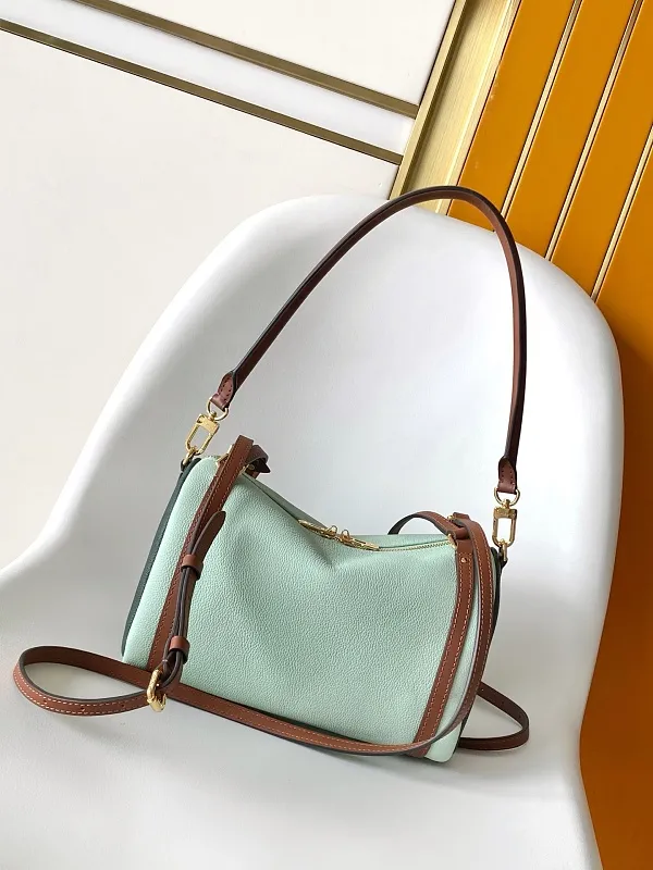 All Categories Official Website "Brand Women's Bags" Women's Bags 💙 LV 2026 New LV Crossbody Bag