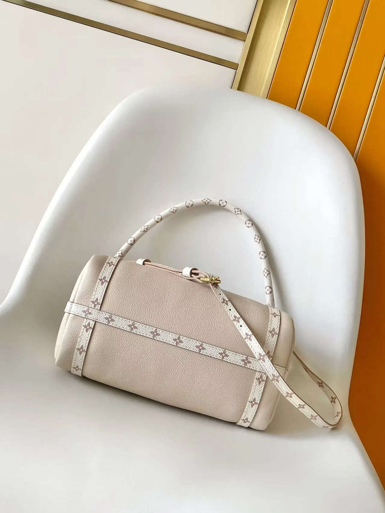 All Categories Official Website "Brand Women's Bags" Women's Bags 💙 LV 2026 New LV Crossbody Bag