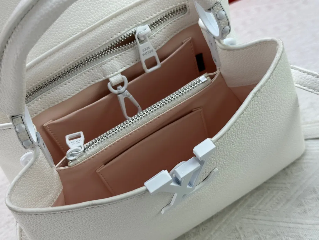 All Categories Official Website "Brand Women's Bags" Women's Bags 💙 LV 2024 New LV Crossbody Bag