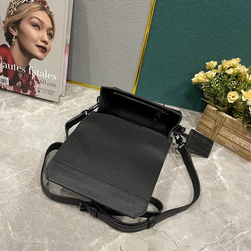 All Categories Official Website "Brand Women's Bags" Women's Bags 💙 LV 2023 New LV Crossbody Bag