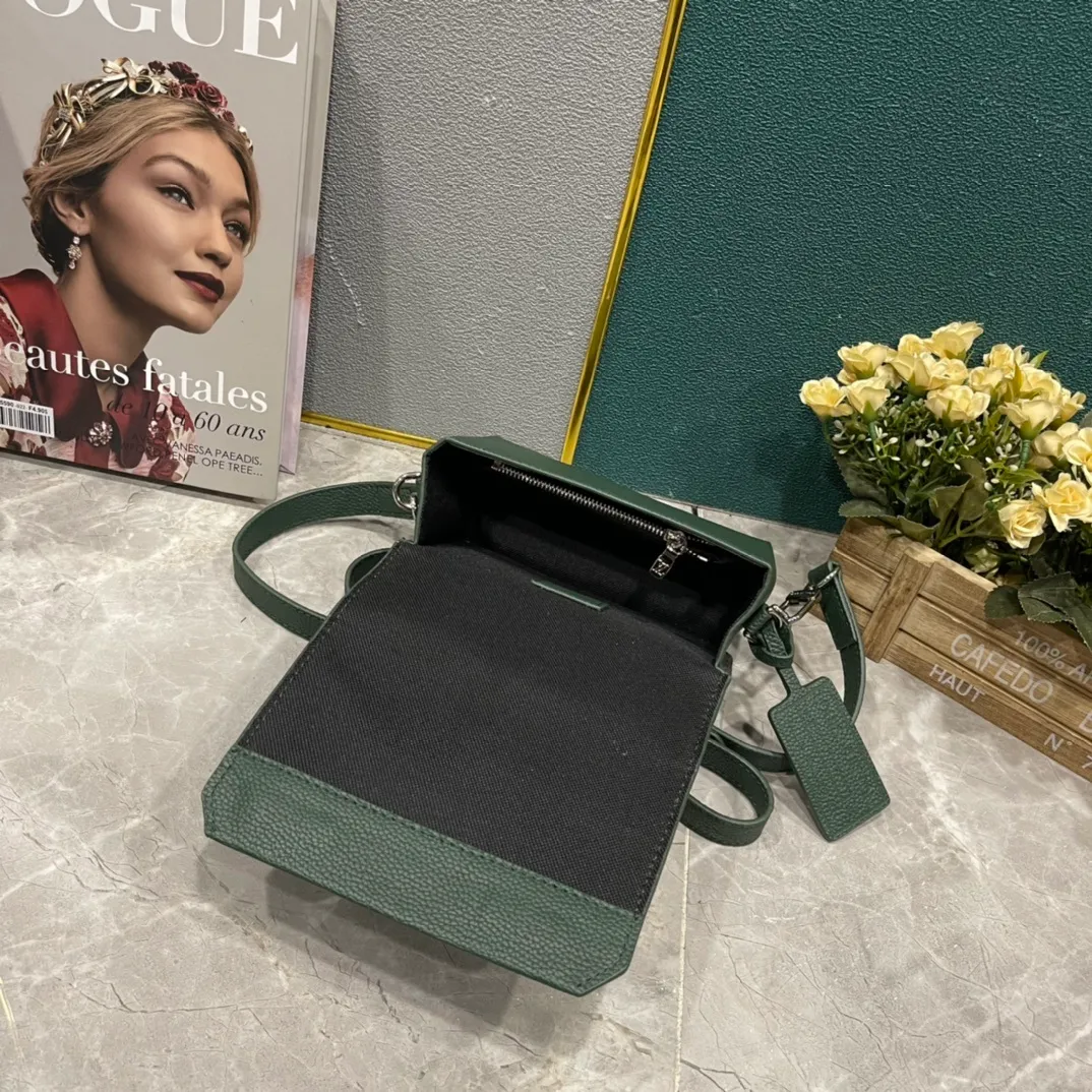 All Categories Official Website "Brand Women's Bags" Women's Bags 💙 LV 2023 New LV Crossbody Bag