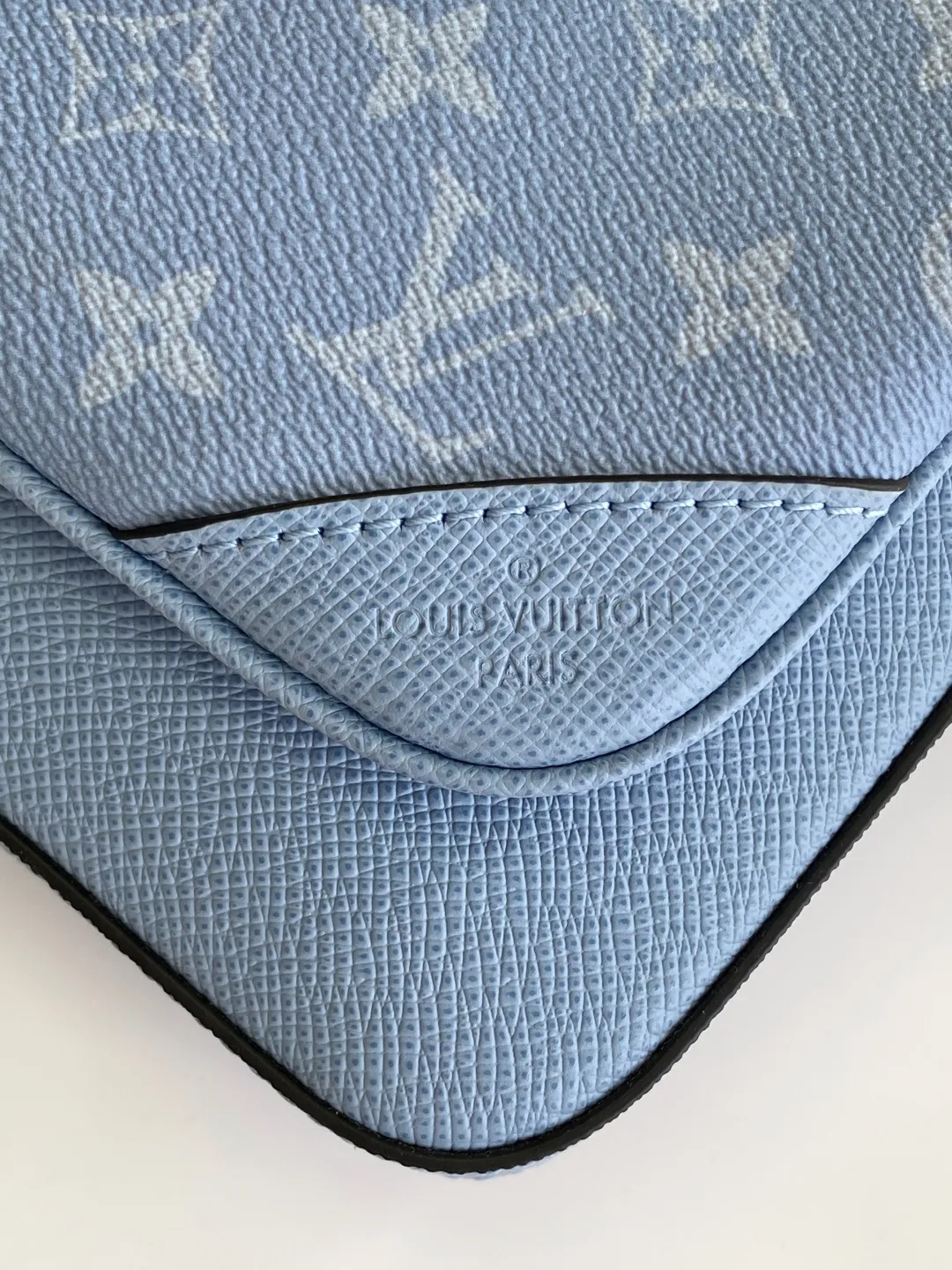 All Categories Official Website "Brand Women's Bags" Women's Bags 💙 LV 2026 New LV Crossbody Bag