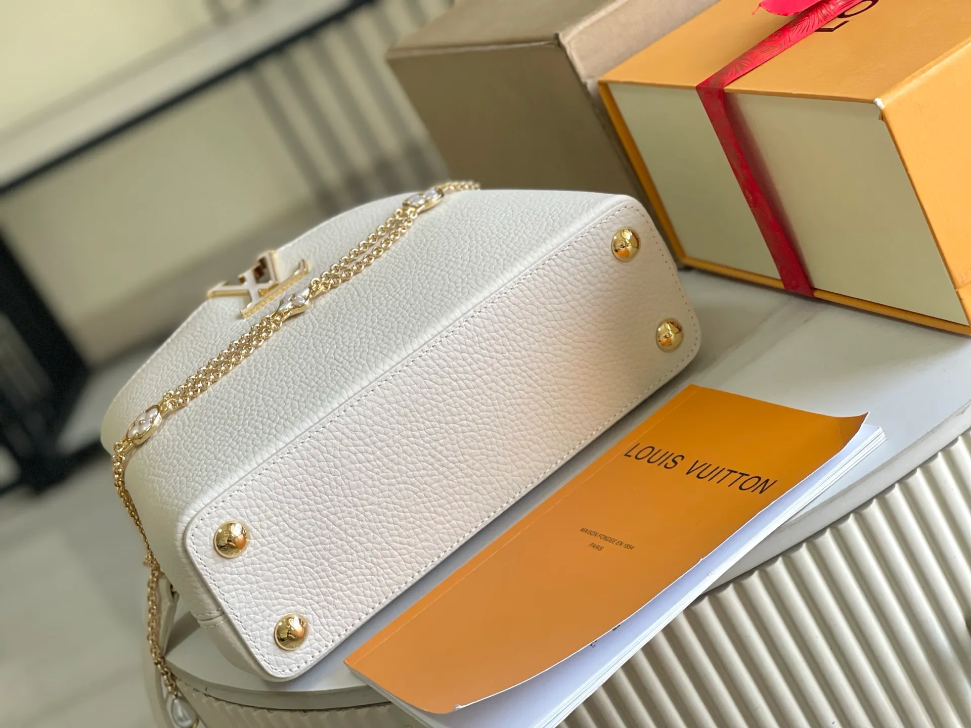 All Categories 💚 Authentic Grade Bags 💚 LV 2026 New LV Top Replica Crossbody Shoulder Bag