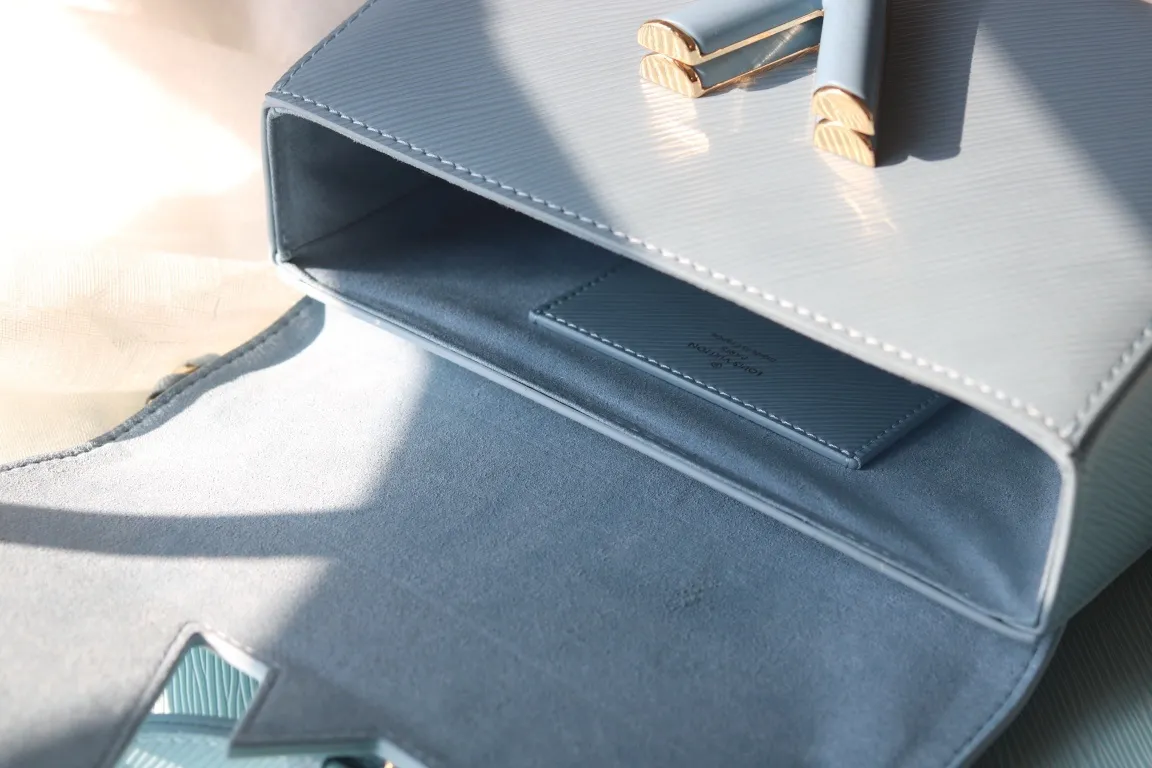 All Categories Official Website "Brand Women's Bags" Women's Bags 💙 LV 2023 New LV Crossbody Bag