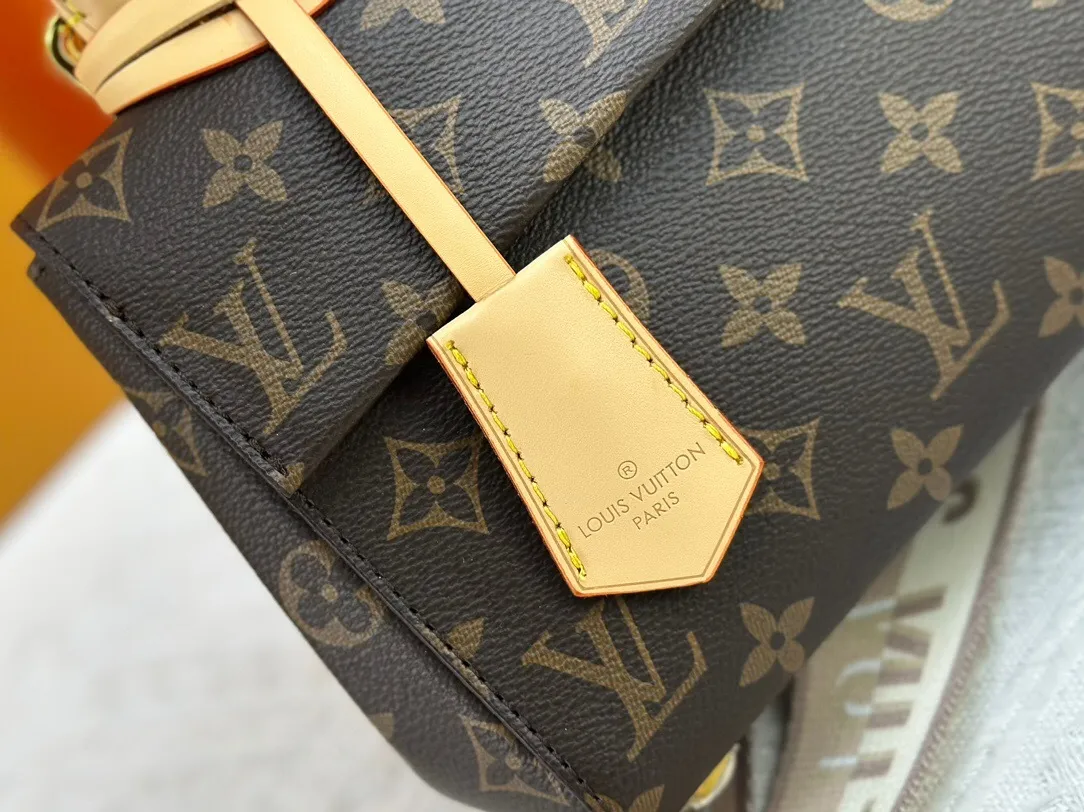 All Categories Official Website "Brand Women's Bags" Women's Bags 💙 LV 2024 New LV Crossbody Bag