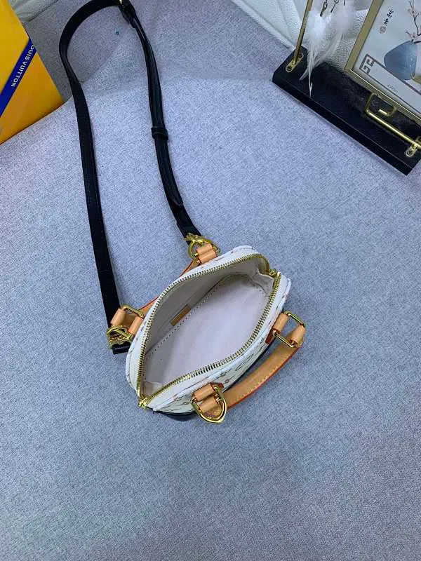 All Categories Official Website "Brand Women's Bags" Women's Bags 💙 LV 2024 New LV Crossbody Bag