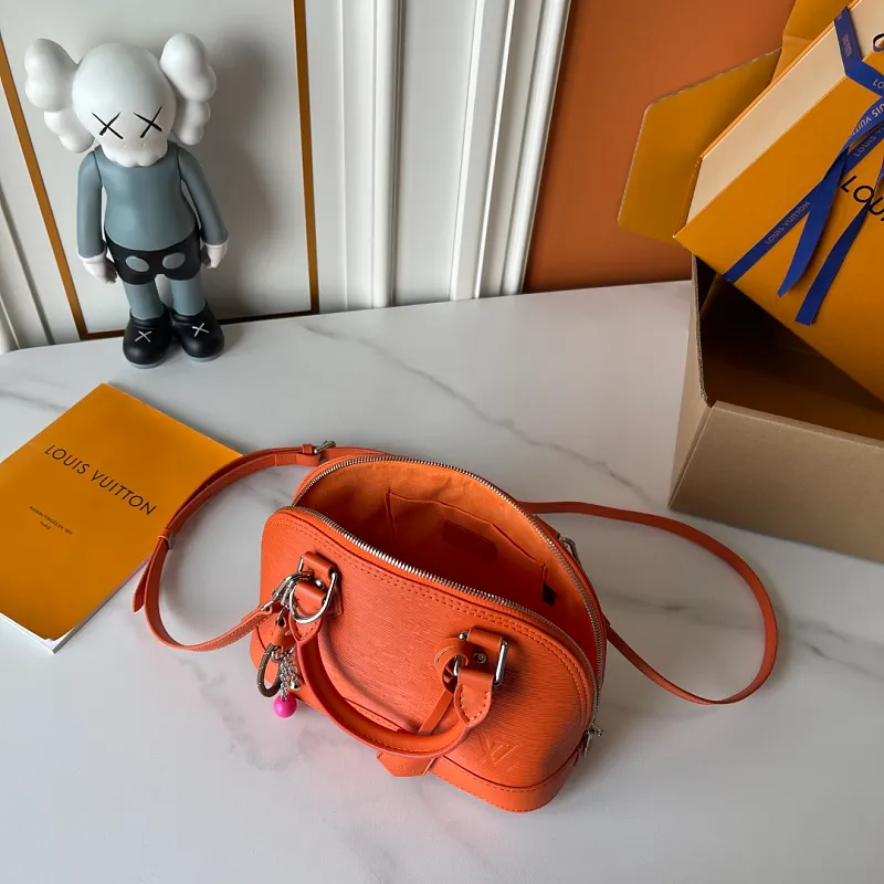 All Categories Official Website "Brand Women's Bags" Women's Bags 💙 LV LV 2026 New Crossbody Shoulder Bag