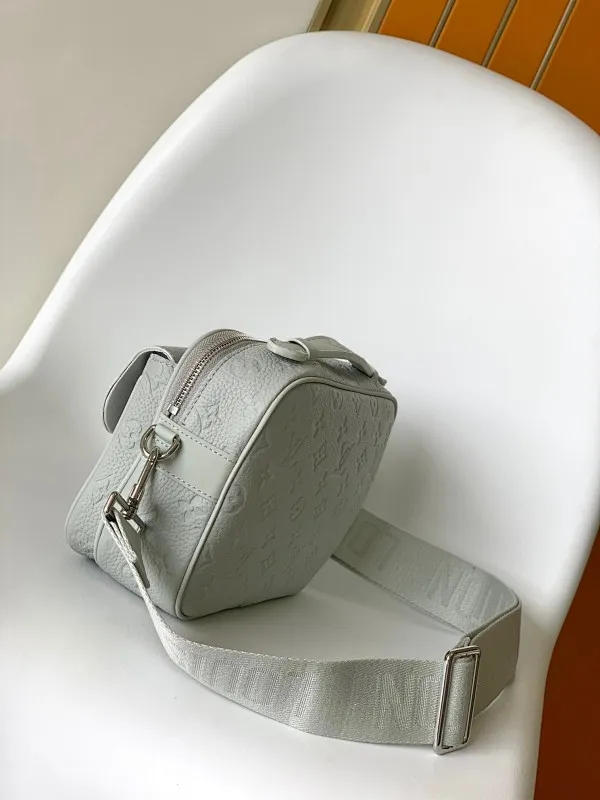 All Categories Official Website "Brand Women's Bags" Women's Bags 💙 LV 2026 New LV Crossbody Bag