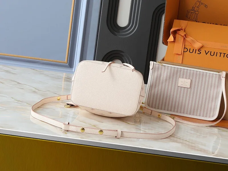 All Categories Official Website "Brand Women's Bags" Women's Bags 💙 LV 2025 New LV Crossbody Bag