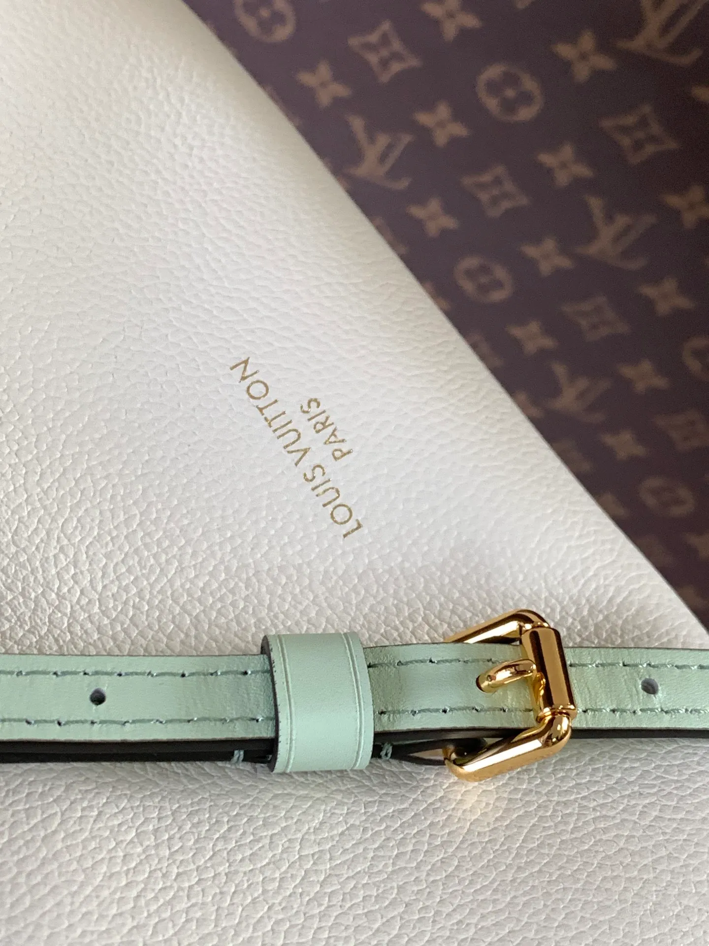 All Categories Official Website "Brand Women's Bags" Women's Bags 💙 LV 2026 New LV Crossbody Bag