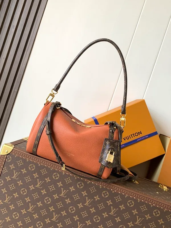 All Categories Official Website "Brand Women's Bags" Women's Bags 💙 LV 2026 New LV Crossbody Bag