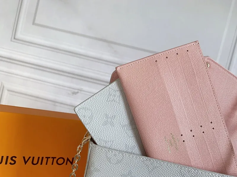 All Categories Official Website "Brand Women's Bags" Women's Bags 💙 LV 2026 New LV Classic Three-in-One Crossbody Bag