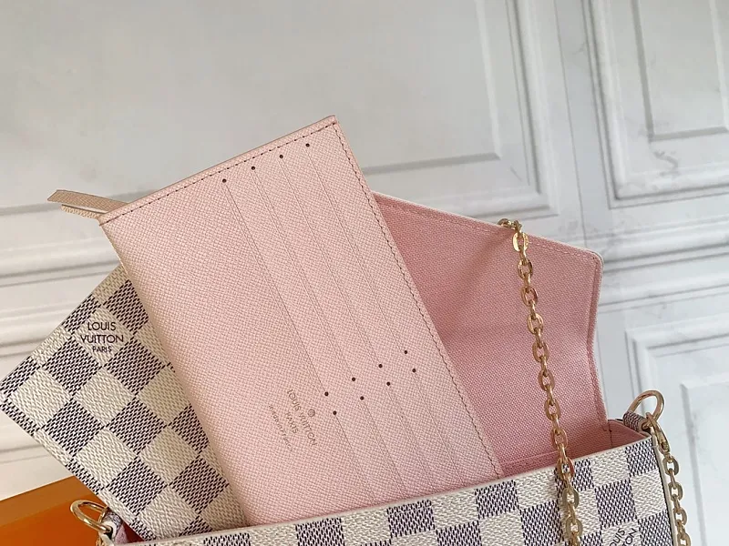 All Categories Official Website "Brand Women's Bags" Women's Bags 💙 LV 2026 New LV Classic Three-in-One Crossbody Bag