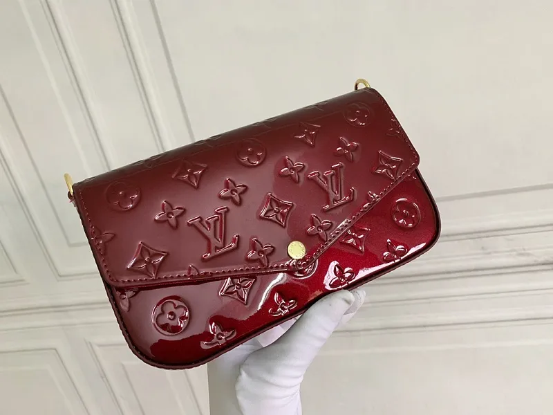 All Categories Official Website "Brand Women's Bags" Women's Bags 💙 LV 2026 New LV Classic Three-in-One Crossbody Bag
