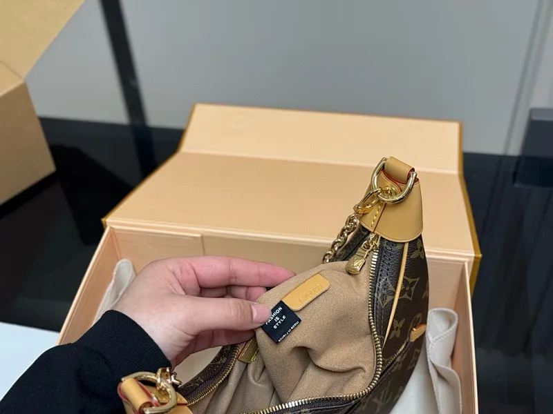 All Categories Official Website "Brand Women's Bags" Women's Bags 💙 LV 2025 New LV Crossbody Bag