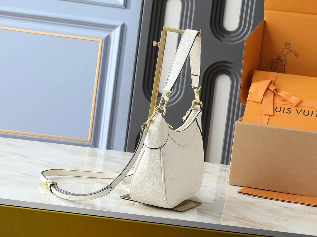 All Categories Official Website "Brand Women's Bags" Women's Bags 💙 LV 2025 New LV Crossbody Bag
