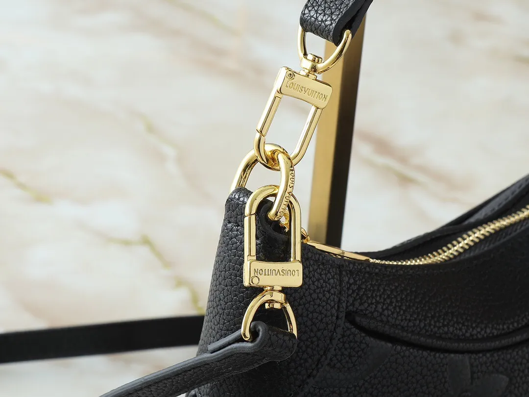 All Categories Official Website "Brand Women's Bags" Women's Bags 💙 LV 2025 New LV Crossbody Bag