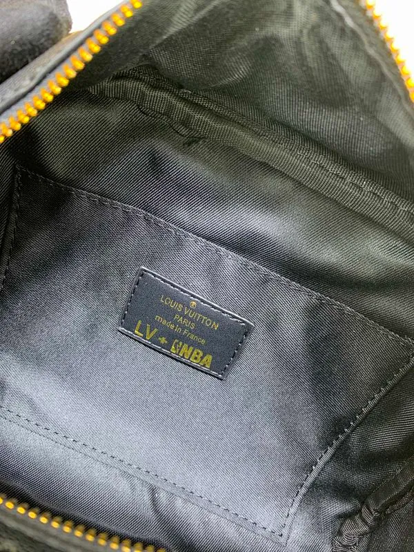 All Categories Official Website "Brand Women's Bags" Women's Bags 💙 LV Dopp Kit Toilet Bag is made of Monogram embossed Taurillon leather, and the full leather embossed NBA Toilet Bag Clutch Box Bag is embellished with a large LV basketball logo and a classic NBA logo patch, witnessing the joint creativity of Louis Vuitton and the NBA.