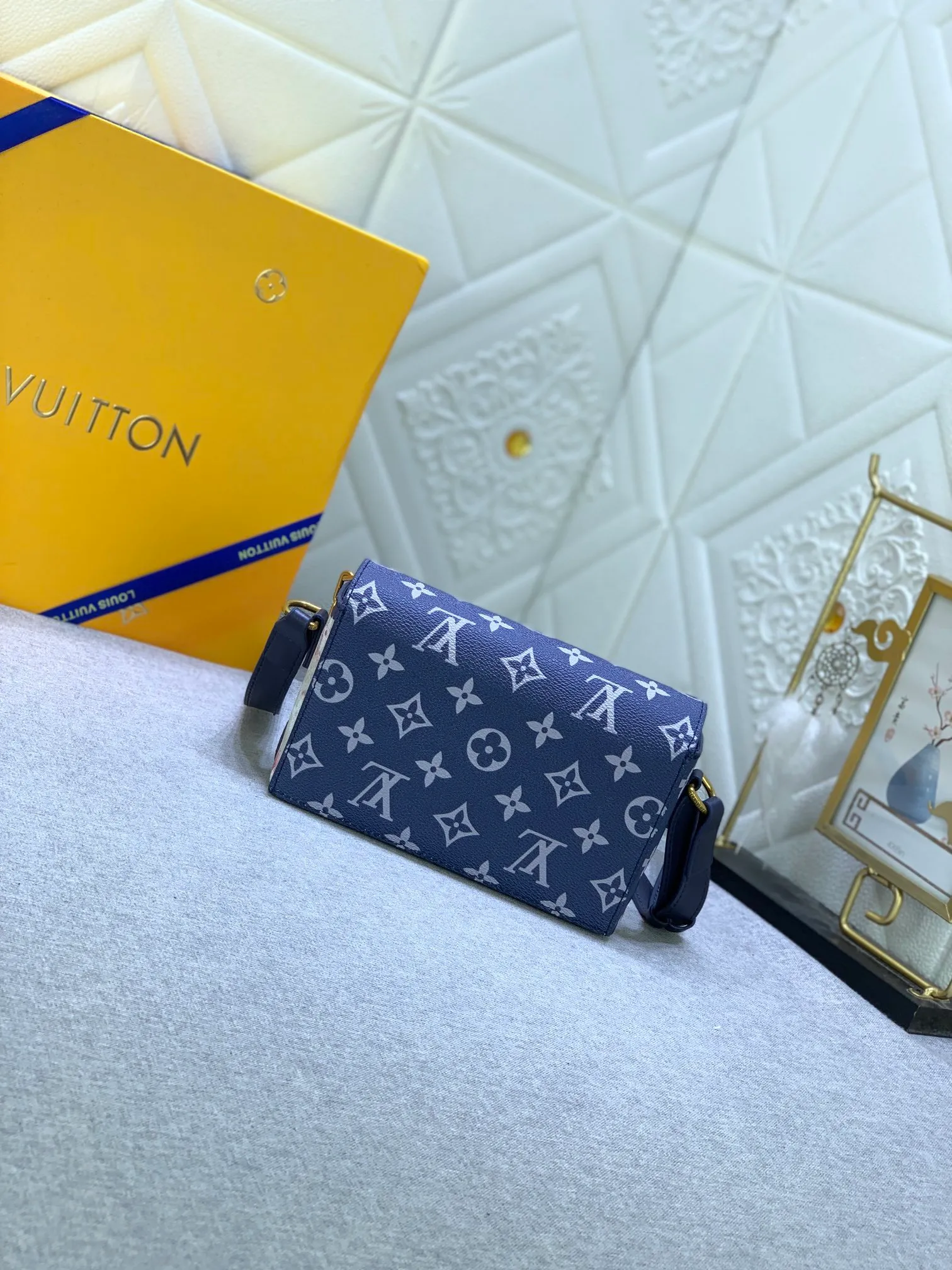 All Categories Official Website "Brand Women's Bags" Women's Bags 💙 LV 2024 New LV Crossbody Bag