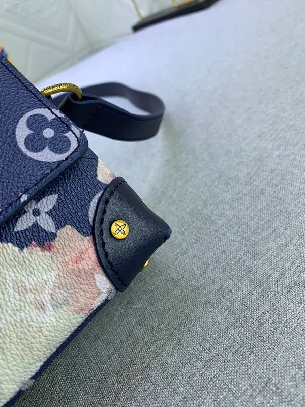 All Categories Official Website "Brand Women's Bags" Women's Bags 💙 LV 2024 New LV Crossbody Bag