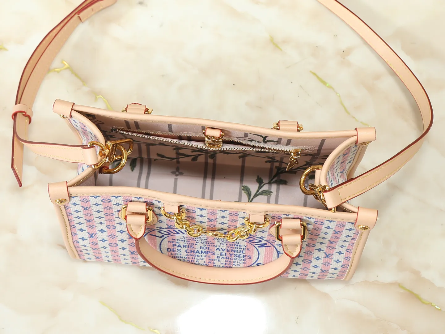 All Categories Official Website "Brand Women's Bags" Women's Bags 💙 LV LV 2026 New Crossbody Shoulder Bag