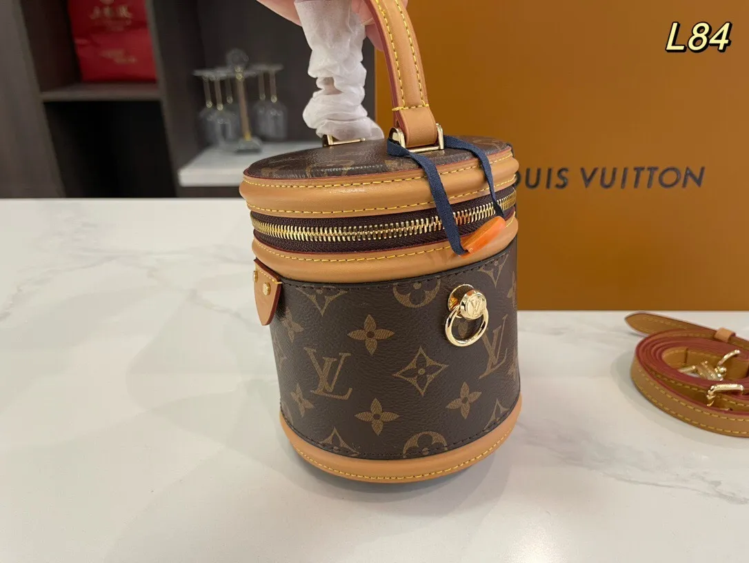 All Categories Official Website "Brand Women's Bags" Women's Bags 💙 LV 2024 New LV Bucket Bag