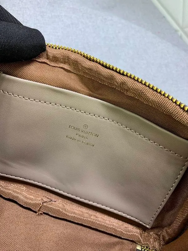 All categories Official website "Brand Women's Bags" Women's Bags 💙 LV replica LV, fine imitation LV bags, LV shoulder bags, 2023 official latest version LV crossbody bag, bag factory, original material, size: 18-11-10CM