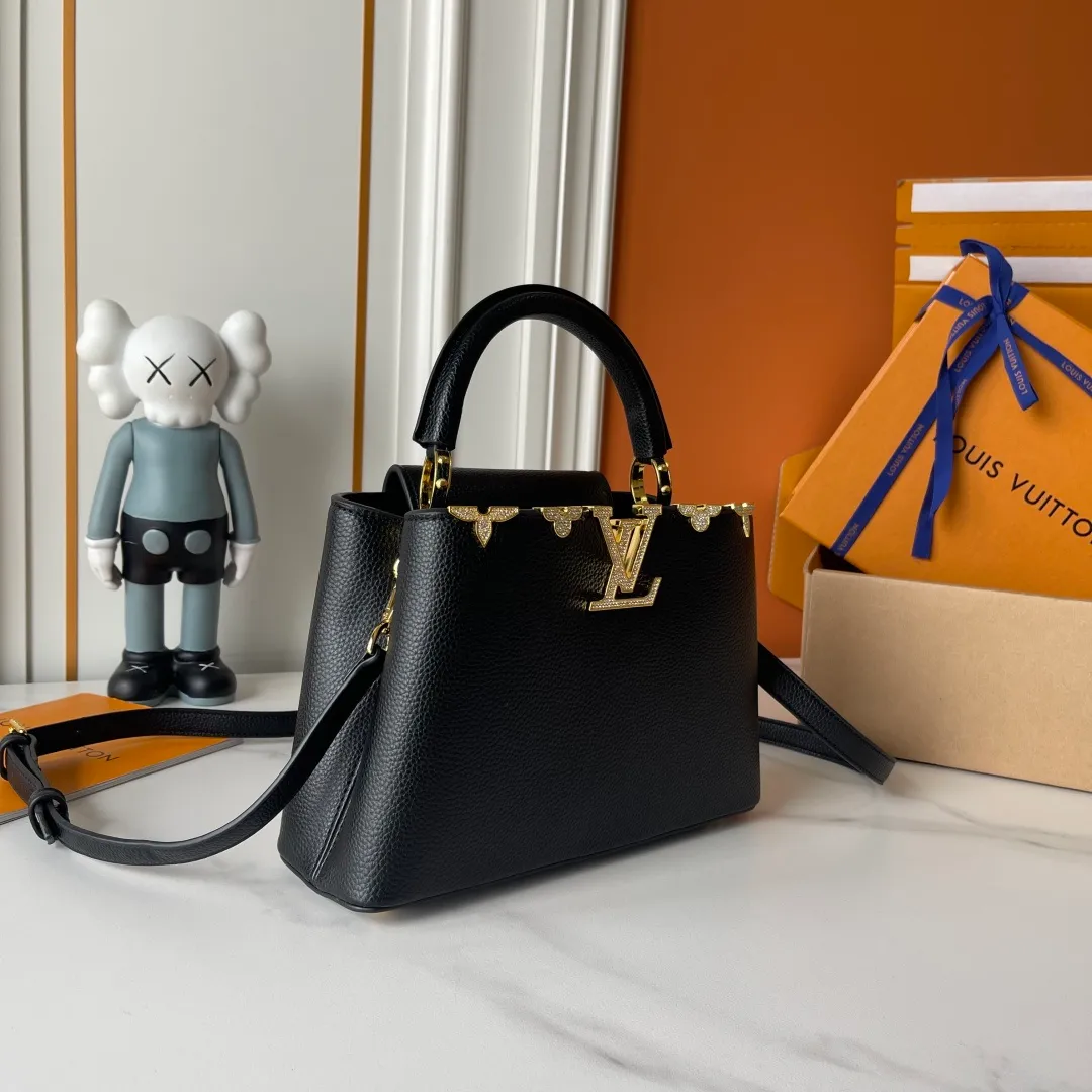 All Categories Official Website "Brand Women's Bags" Women's Bags 💙 LV LV 2026 New Crossbody Shoulder Bag