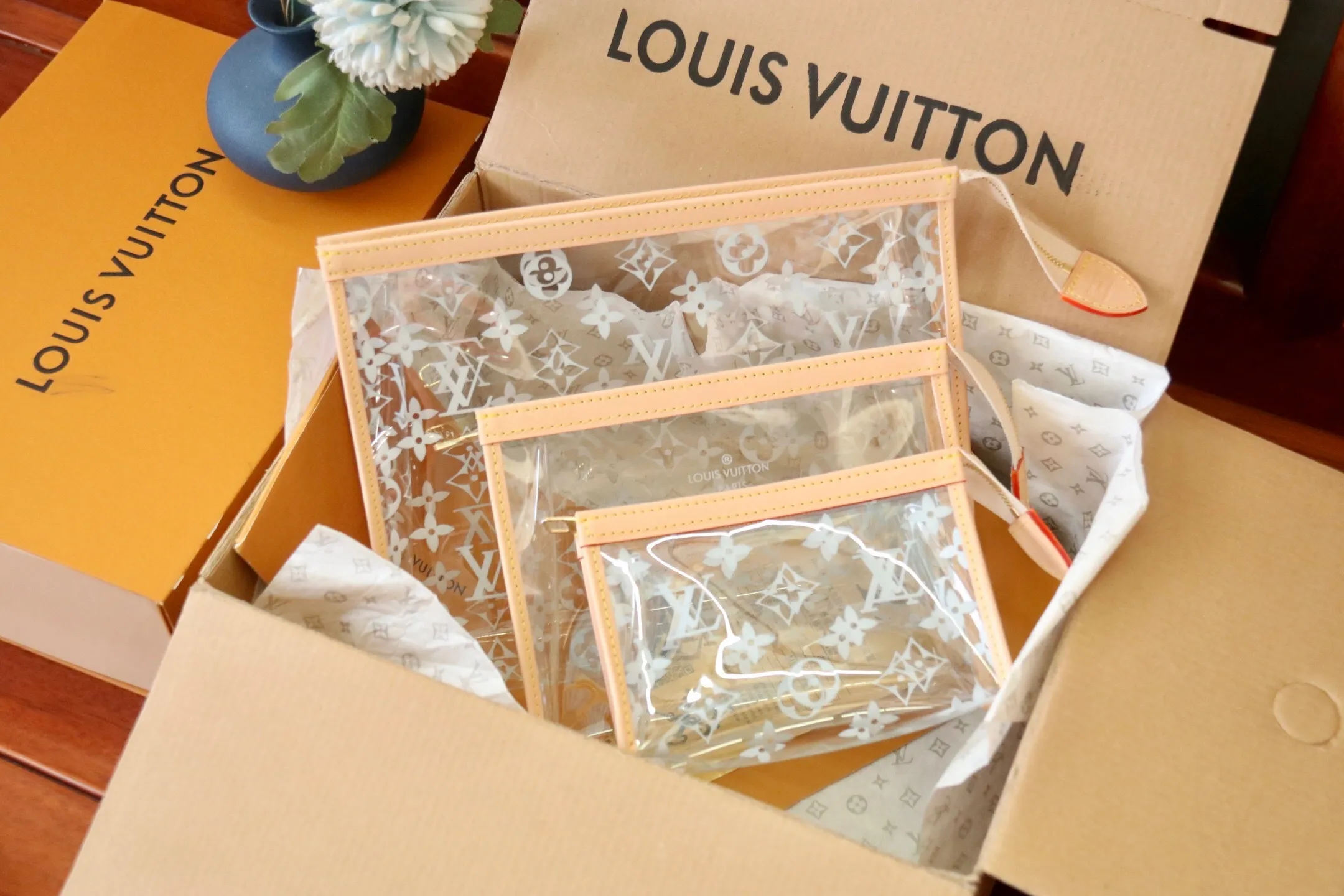 All Categories Official Website "Brand Women's Bags" Women's Bags 💙 LV 2025 New LV Cosmetic Bag